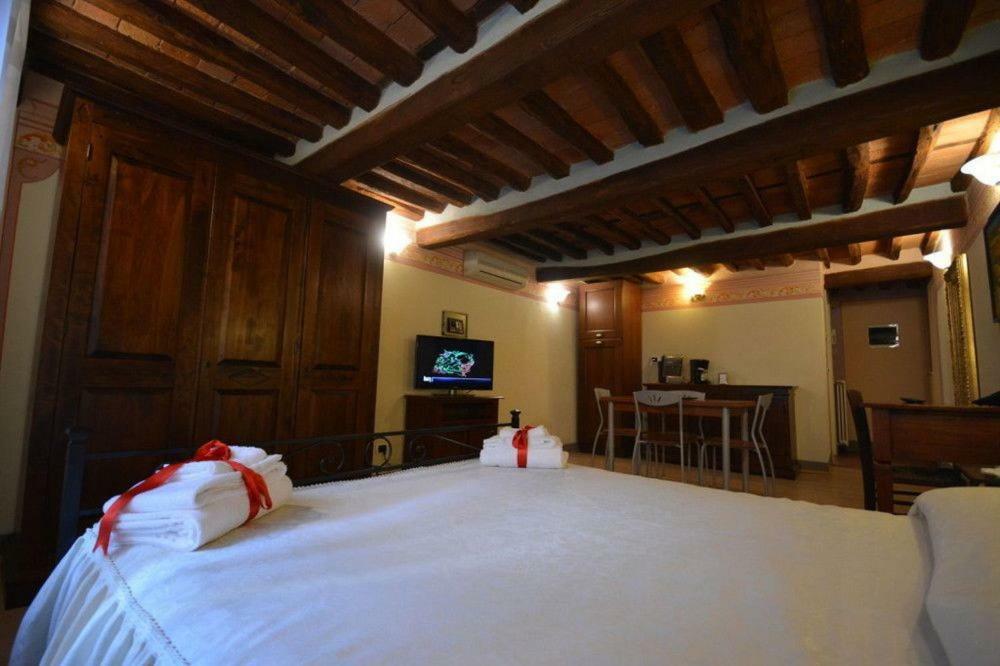 Antica Residenza Del Gallo Lucques Extérieur photo